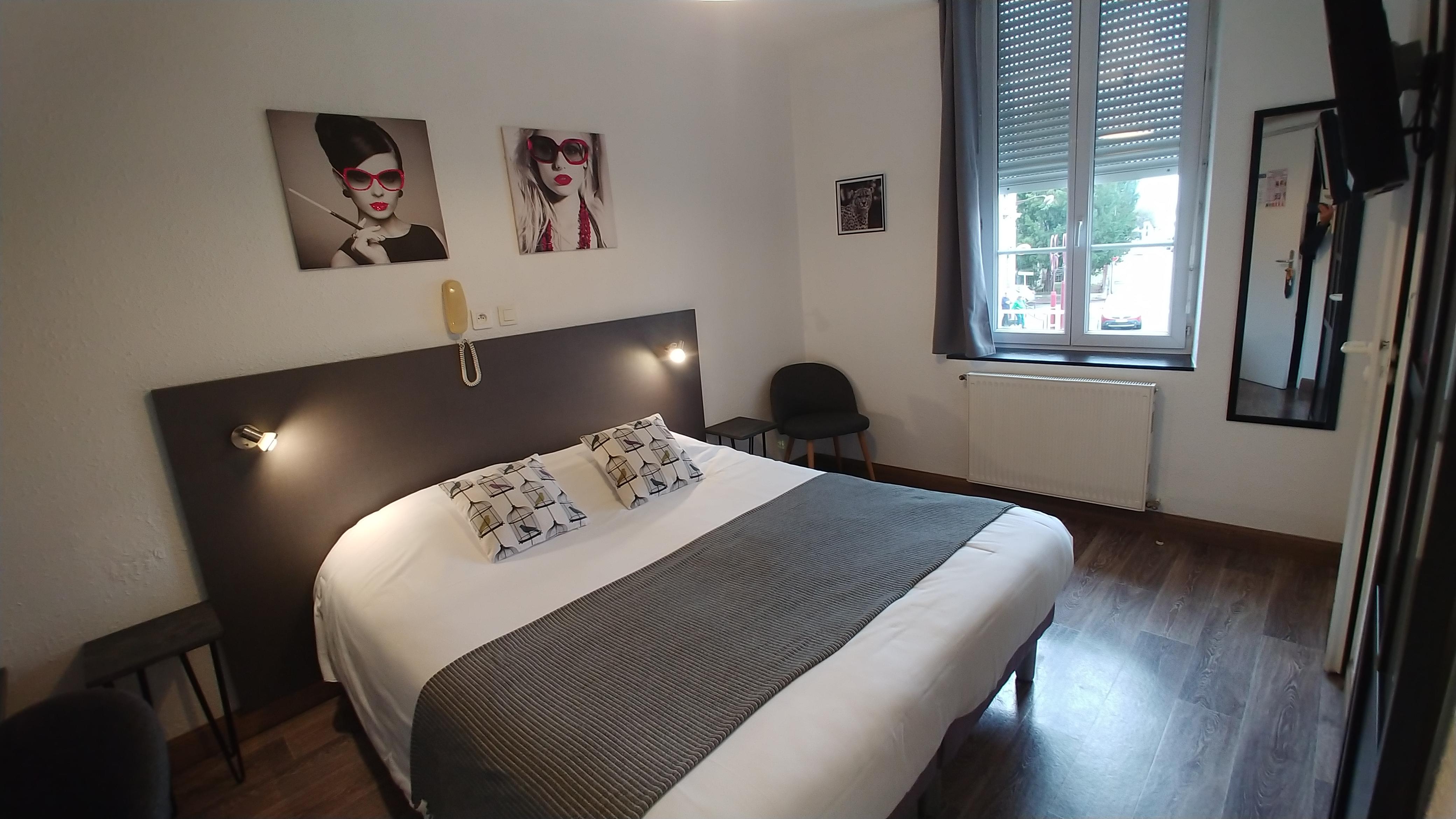 Cit'Hotel Le Cheval Blanc Cognac Centre Εξωτερικό φωτογραφία